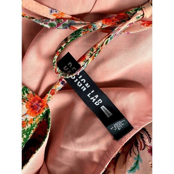 Design Lab Peach Floral Shortie Romper Sz L Lined Long Bell Sleeves Feminine NEW - Picture 6 of 6